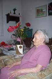 100 narozeniny paní Marie Lukešové z PS 4 (POS)